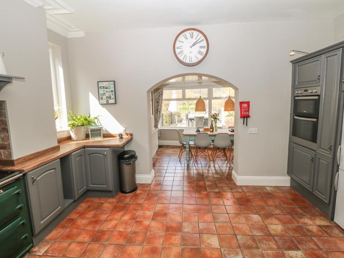 Talbot House Villa Касълтън Екстериор снимка