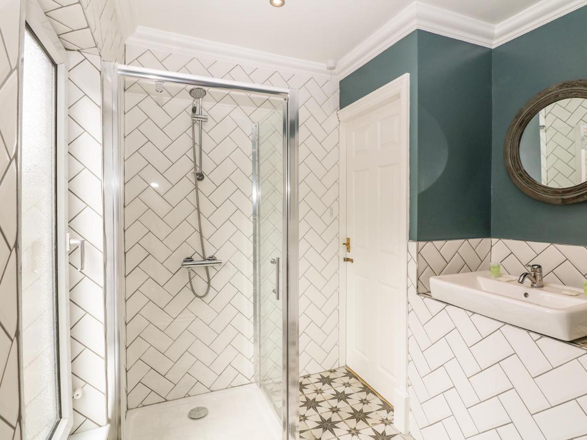 Talbot House Villa Касълтън Екстериор снимка