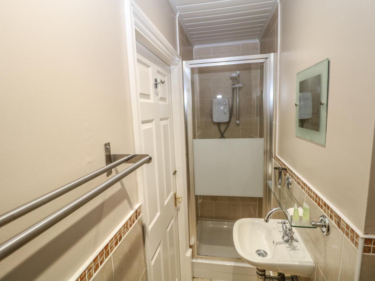 Talbot House Villa Касълтън Екстериор снимка